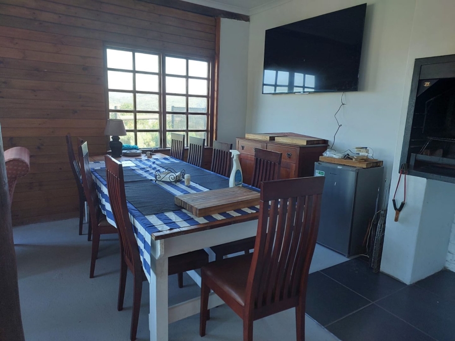 To Let 3 Bedroom Property for Rent in Groot Brakrivier Central Western Cape